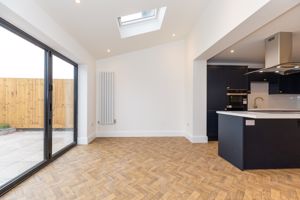 Kitchen- click for photo gallery